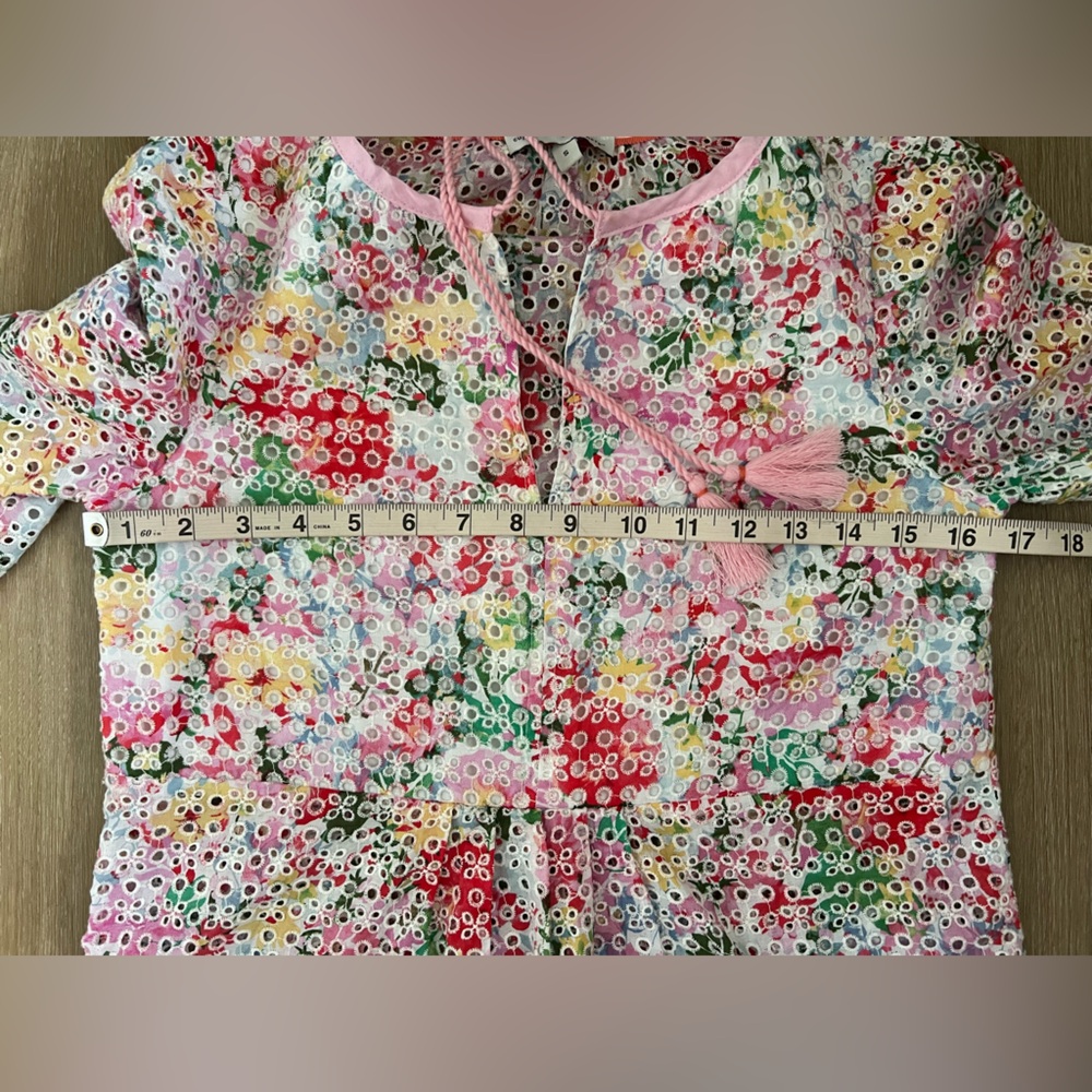 CUPCAKES AND CASHMERE Colorful Eyelet Top EUC - Picture 5 of 8